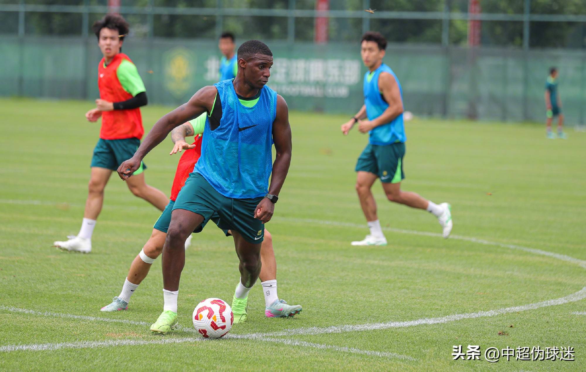 二线天团 二线天团