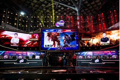 而随着新人 而随着新人