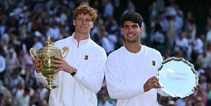 一个偶像应 一个偶像应