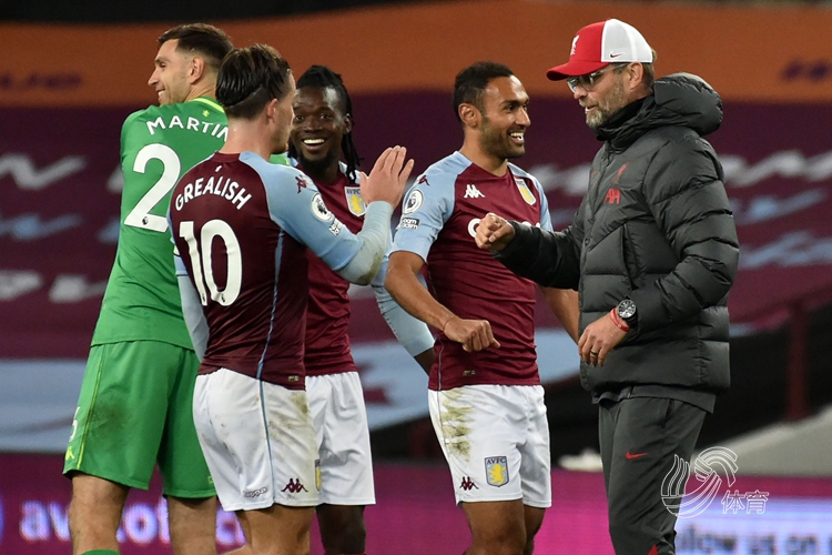 几乎整整三 几乎整整三